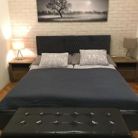 Rustic Apartman بودابست المظهر الخارجي الصورة