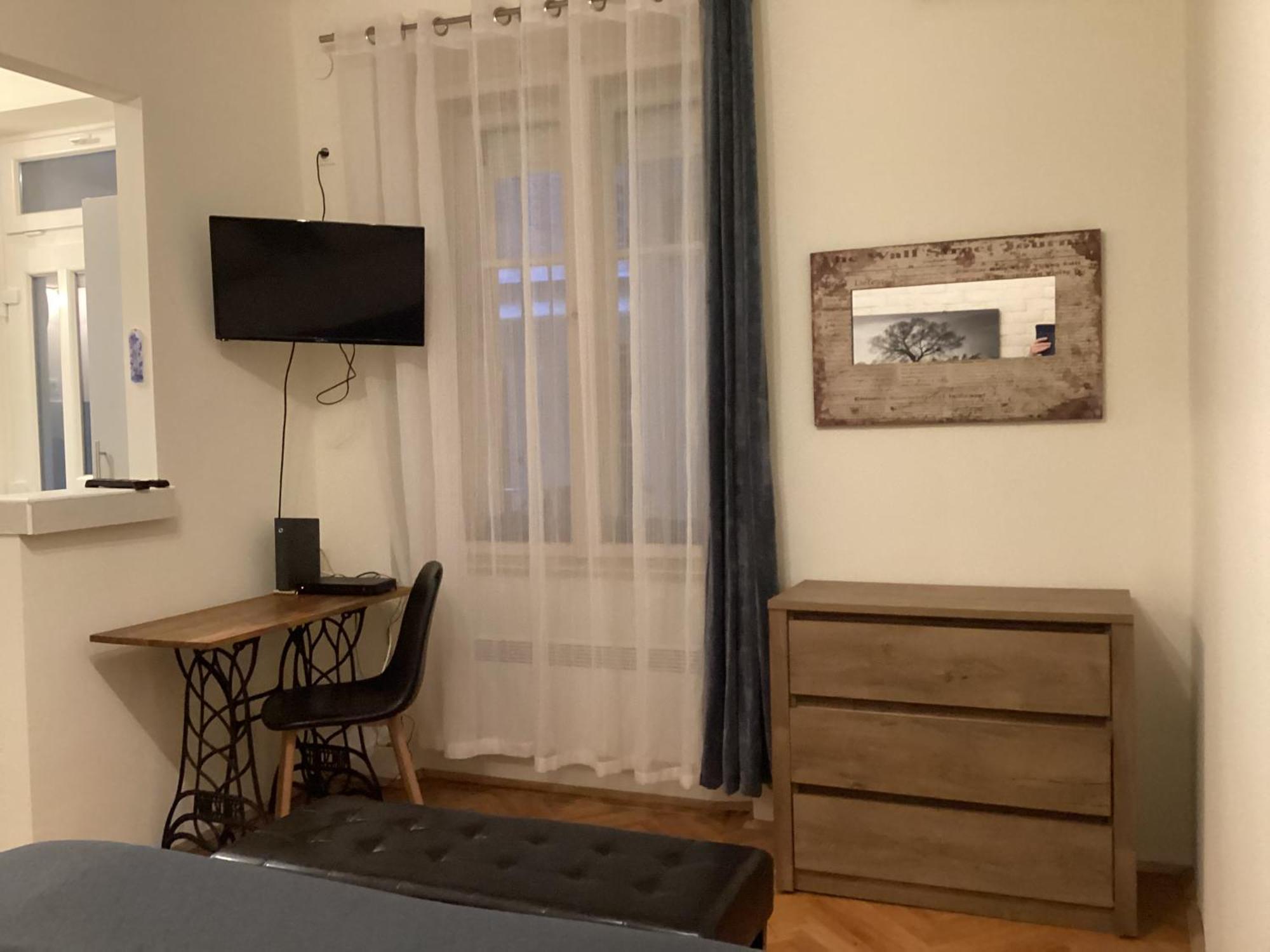 Rustic Apartman بودابست المظهر الخارجي الصورة